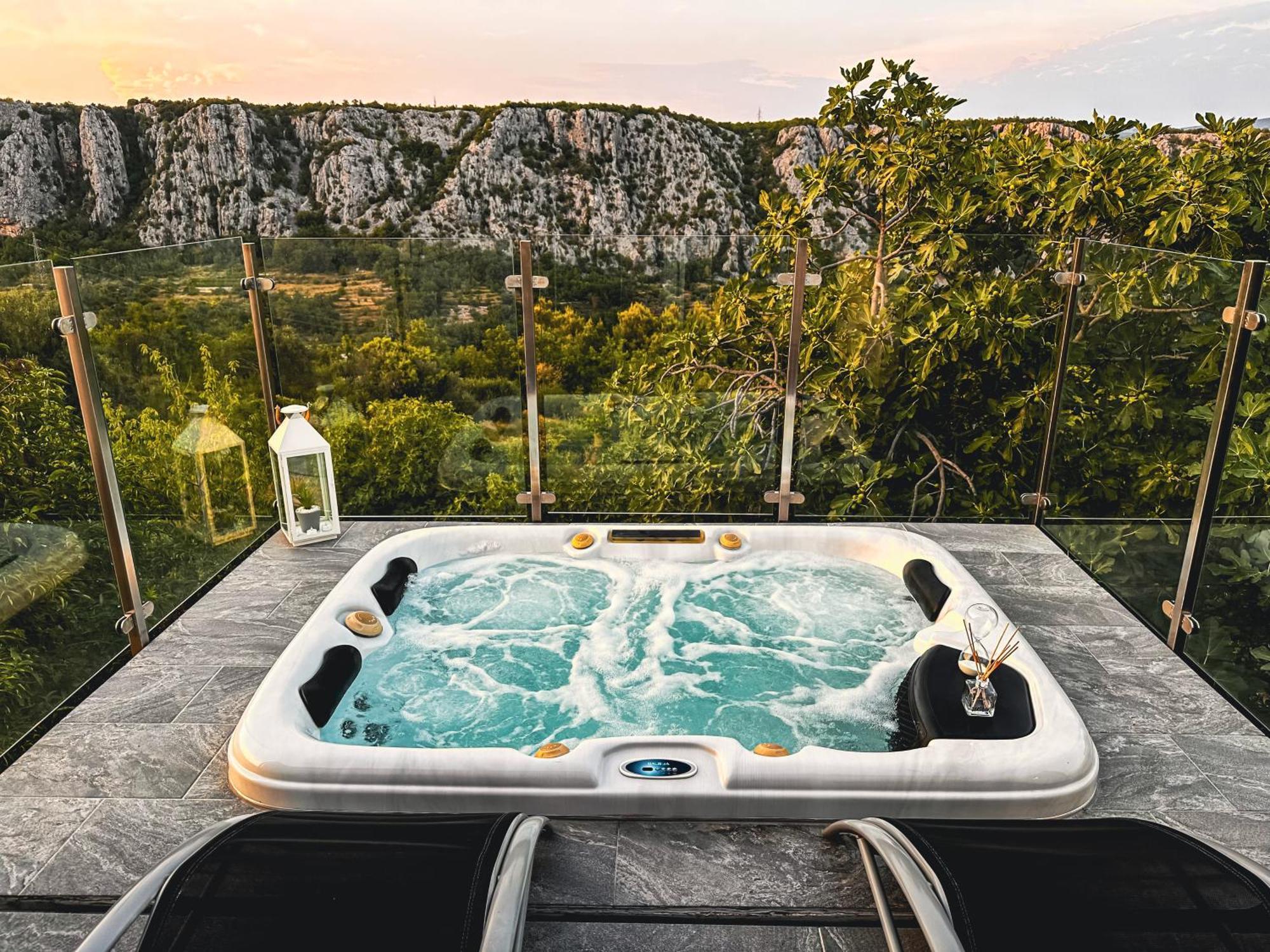 Summer House Nika With Jacuzzi Slime Bagian luar foto