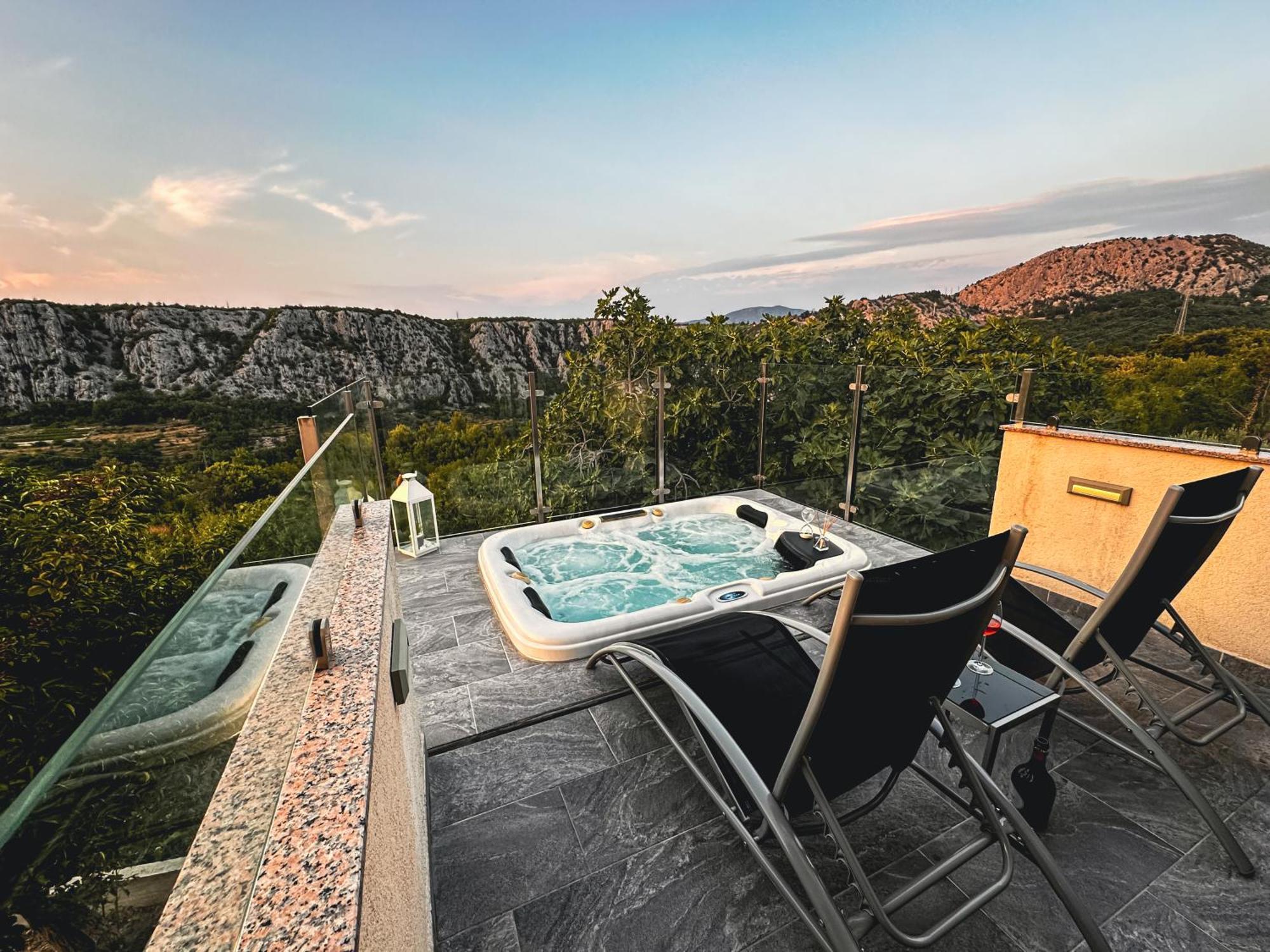 Summer House Nika With Jacuzzi Slime Bagian luar foto